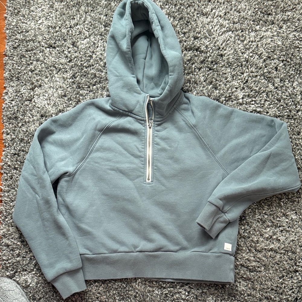 Vuori women's Blue quarter-zip cropped hoodie